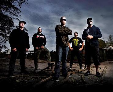 Lelepleződtek a Hatebreed vendégei